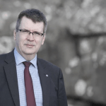 Sjálvstøðugt land merkir loysing