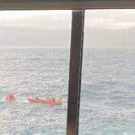 Smyril tikið bjargingarbát upp eystanfyri Sandoynna