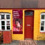 Ruth Smith savnið er opið ónsdag, fríggjadag og leygardag