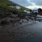Regn og áarlop í Suðuroynni: Myndir og filmsbrot