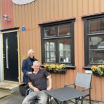 Kafe Tvørá letur upp leygardagin